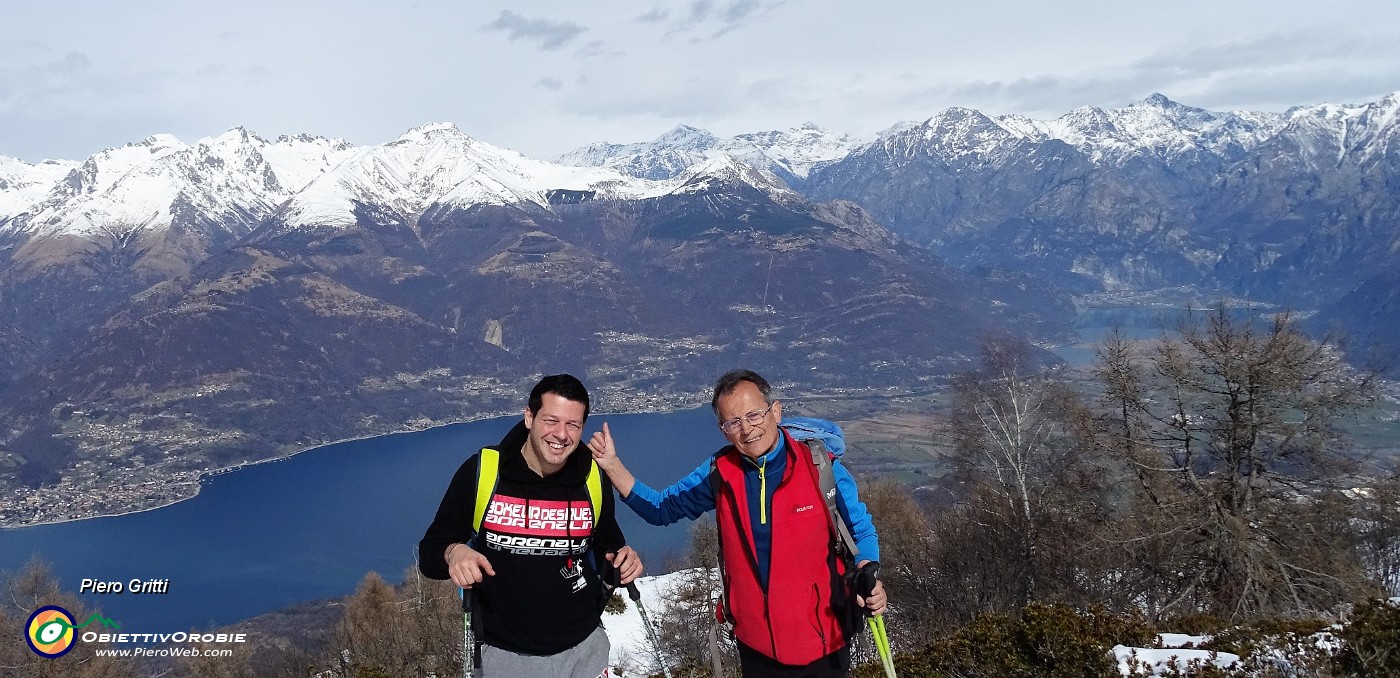 02 Salendo al Legnoncino, vista sull'alto Lago di Como e i suoi monti.JPG